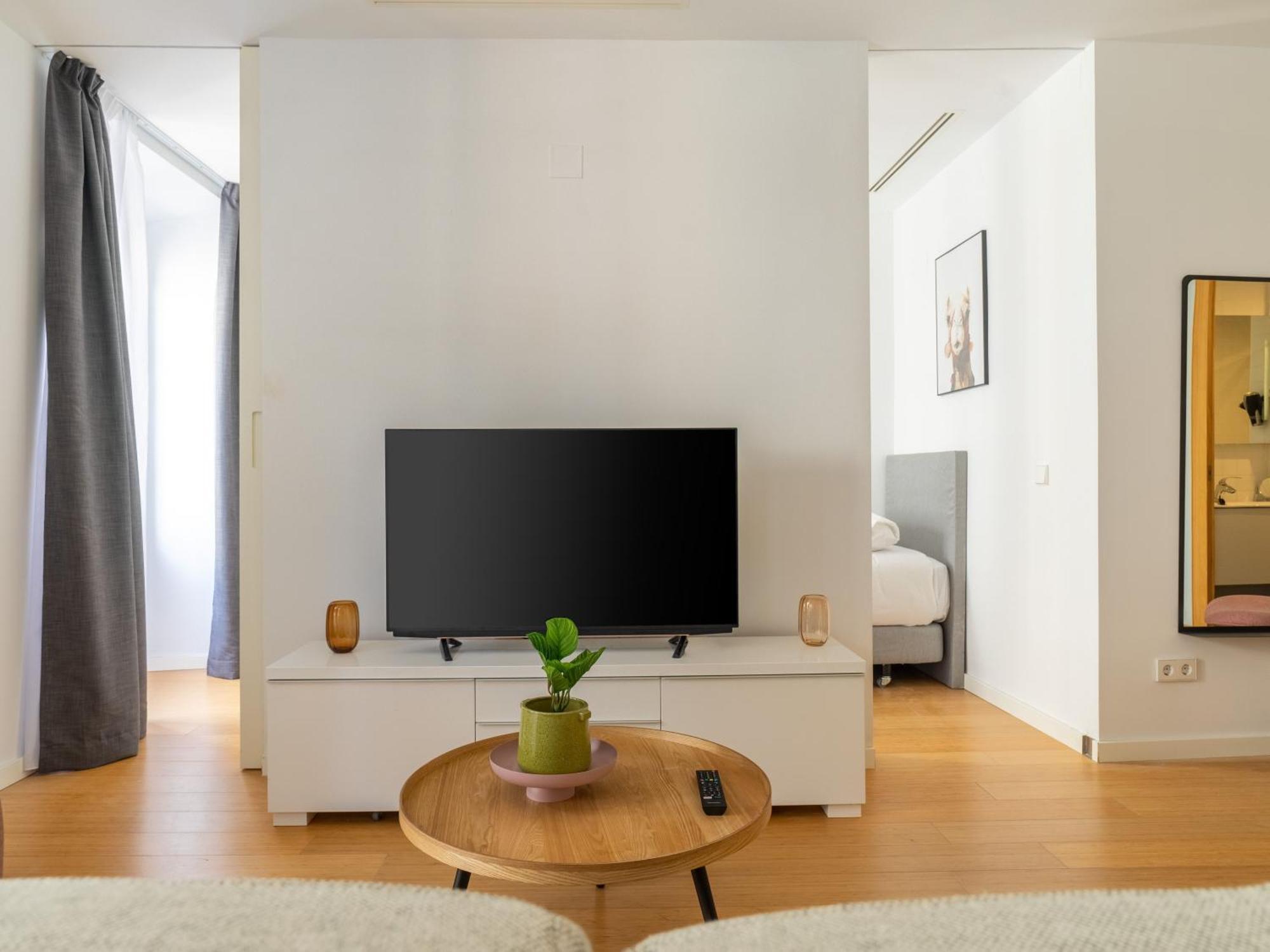 Limehome Madrid San Lorenzo Room photo
